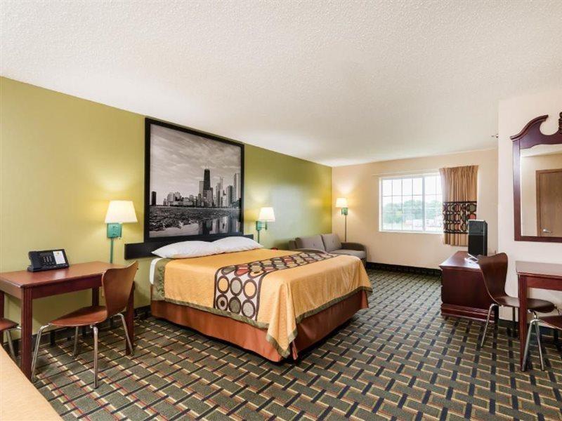 Super 8 By Wyndham Mt. Carmel Il Hotel Mount Carmel Екстериор снимка