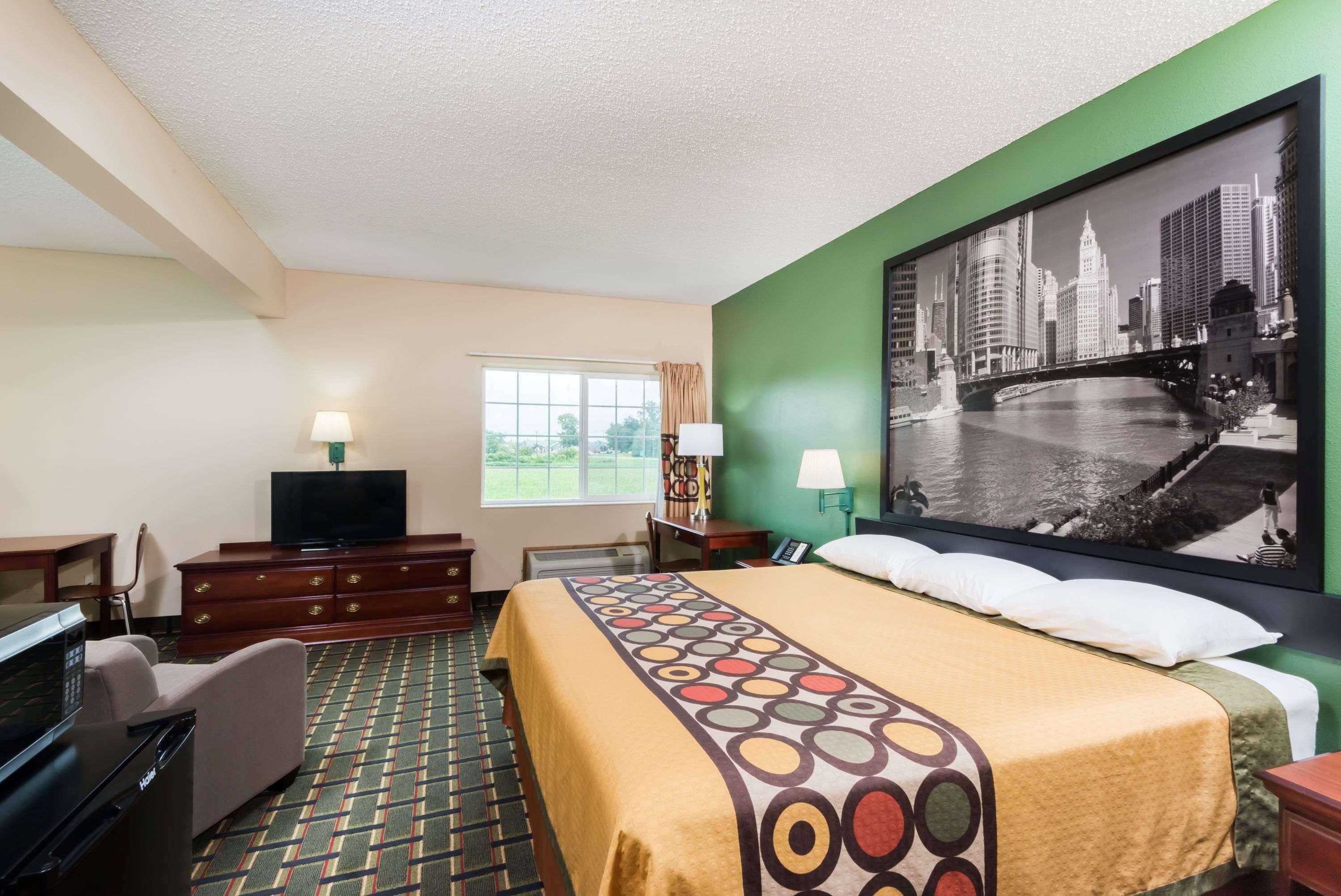Super 8 By Wyndham Mt. Carmel Il Hotel Mount Carmel Екстериор снимка