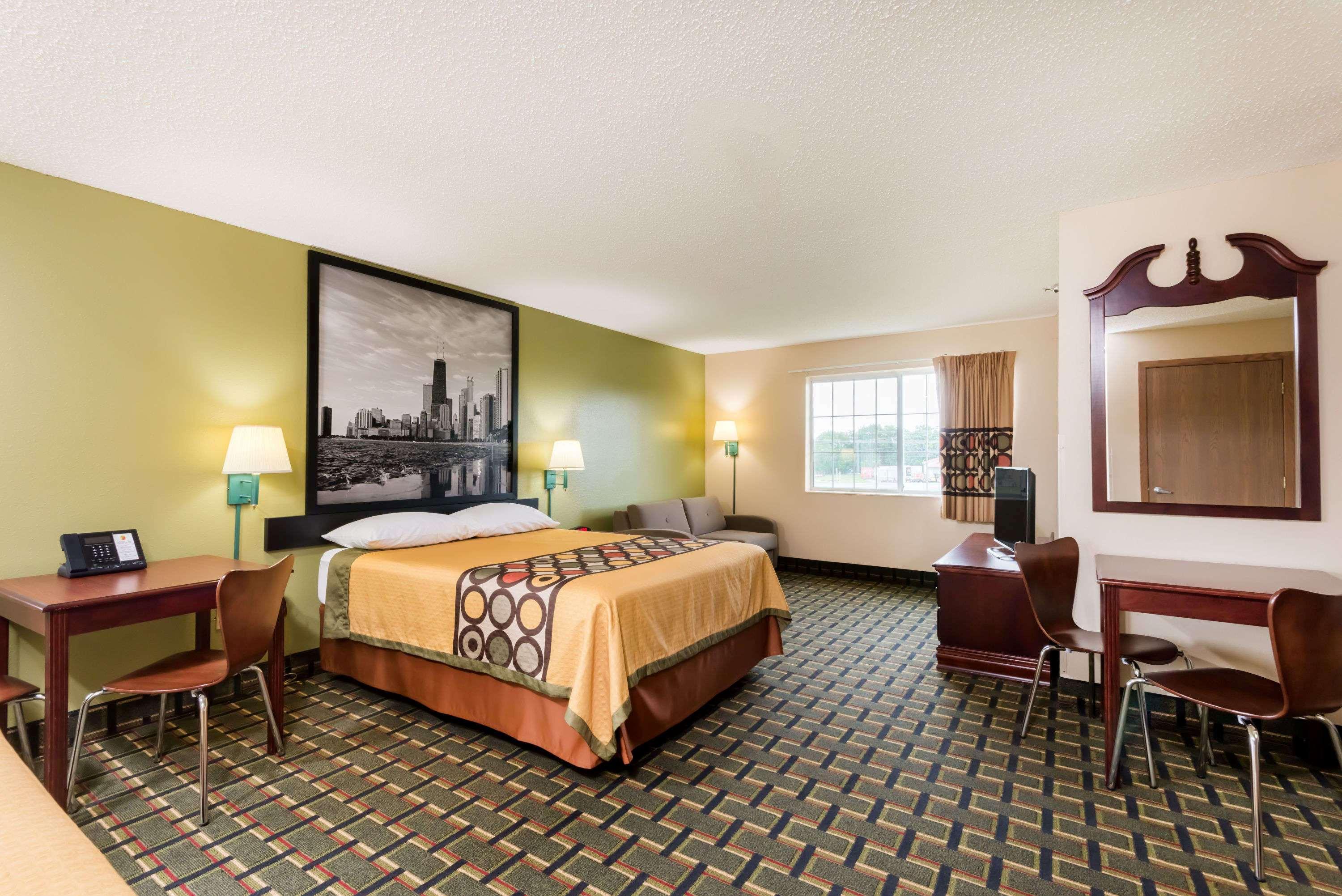 Super 8 By Wyndham Mt. Carmel Il Hotel Mount Carmel Екстериор снимка